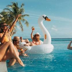 Maledivy – TOP 5 párty hotelov 