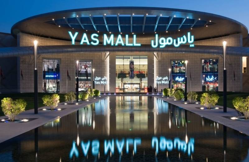 Nákupné stredisko Yas Mall, Abu Dhabi, Arabské Emiráty