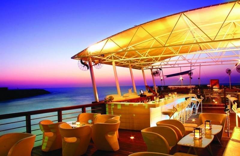 Dubai Marine Beach Resort & Spa 5*