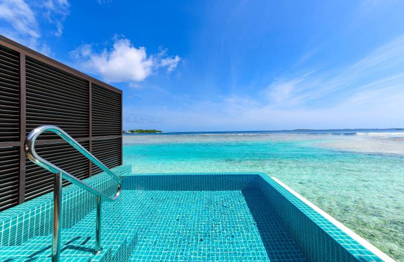 Sheraton Maldives Full Moon Resort & Spa 5*