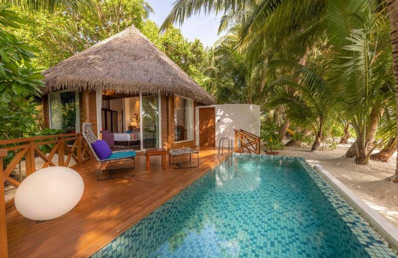 Mercure Maldives Kooddoo Resort 4*