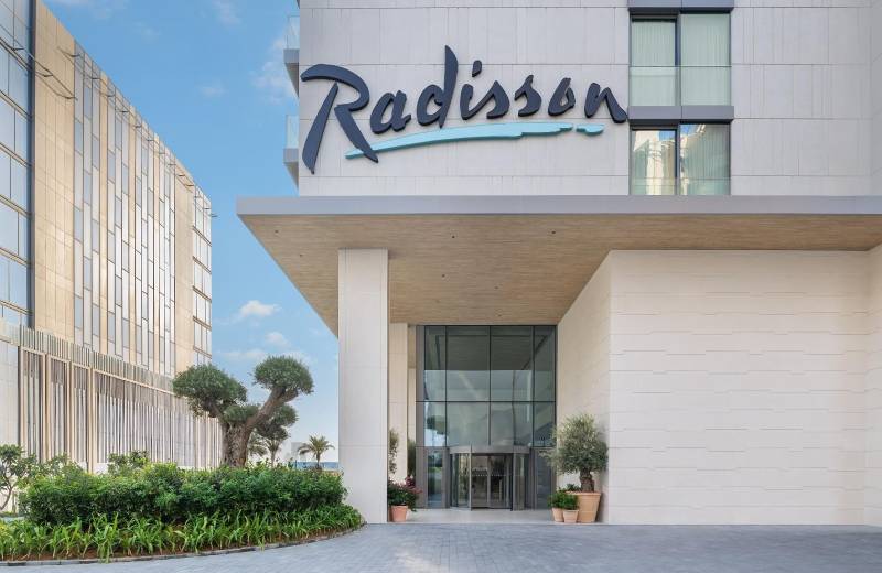 Radisson Beach Resort Palm Jumeirah 4*