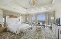 King Premier Room With Golf View Balcony