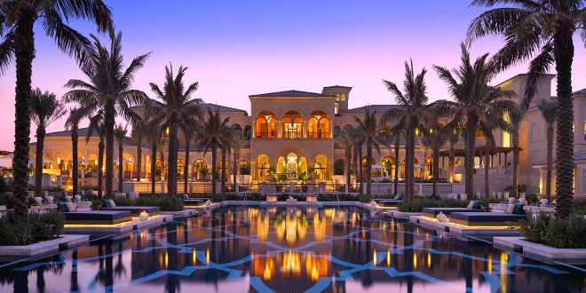 Luxusný rezort One&Only The Palm v Dubaji na palmovom ostrove určený pre dospelých